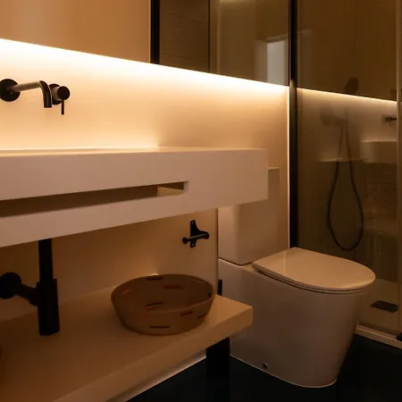Stylish Downtown Loft * Porto